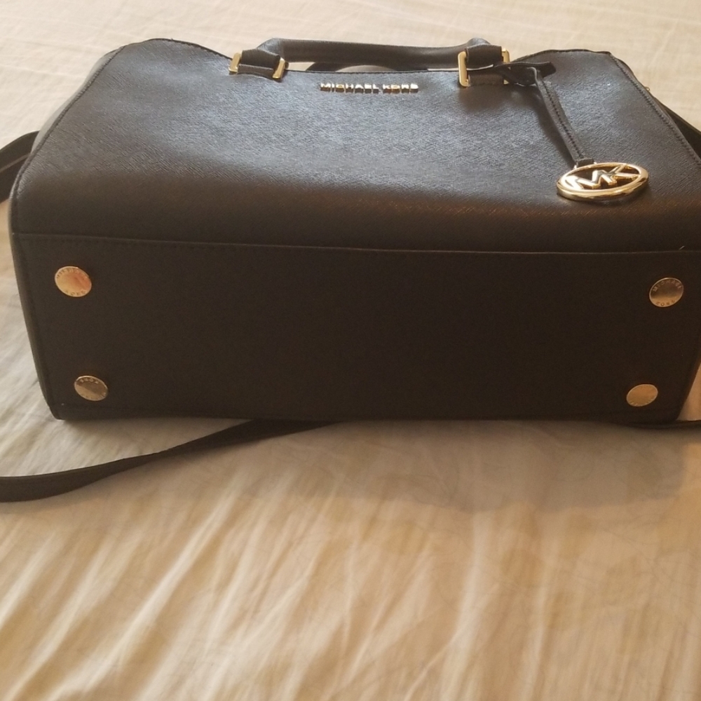 Michael Kors black medium handbag - Picture 5 of 8